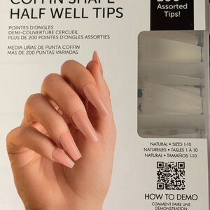 Coffin and Almond tips